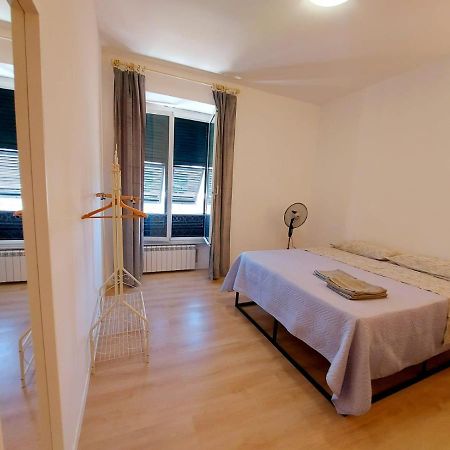 Genova Rooms Serra E Екстериор снимка